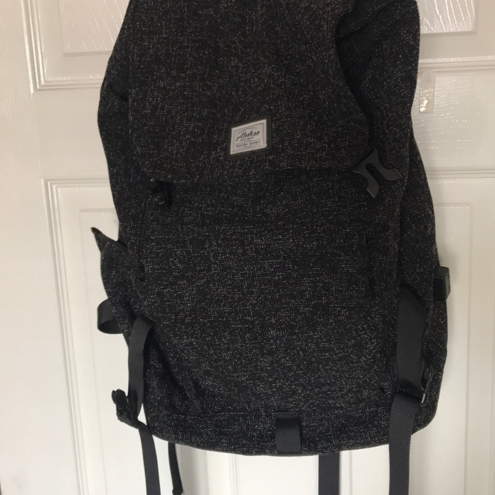 Backpack - Picture 2 of 4